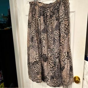 New Direction 1X Skirt Womens Brown Tan  Animal Print Lightweight Krinkle Cotton
